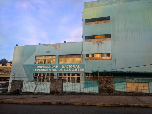 Universidad Nacional Experimental de las Artes, CECA Armando Reverón (Artes Plásticas)