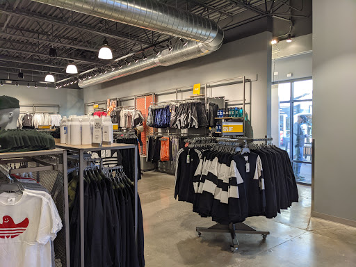 adidas Outlet Store Thornton