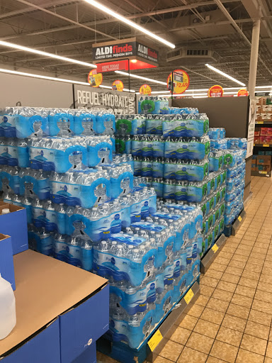 Supermarket «ALDI», reviews and photos, 2251 75th St, Darien, IL 60561, USA