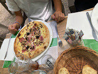 Plats et boissons du Pizzeria les 4 voûtes à La Malène - n°6