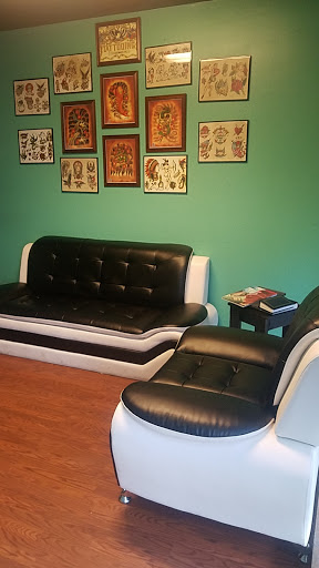 Tattoo Shop «Voodoo Tattoo», reviews and photos, 4307 Roosevelt Blvd, Middletown, OH 45044, USA