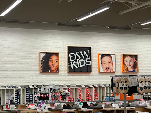 Shoe Store «DSW Designer Shoe Warehouse», reviews and photos, 9551 South Blvd, Charlotte, NC 28273, USA