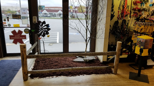 Pet Supply Store «Blue Seal Feeds Inc», reviews and photos, 876 Stillwater Ave # 1, Bangor, ME 04401, USA