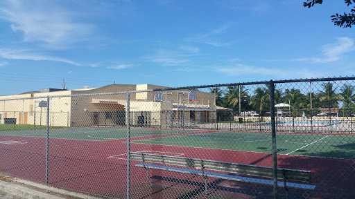 Park «Uleta Park», reviews and photos, 386 NE 169th St, North Miami Beach, FL 33162, USA