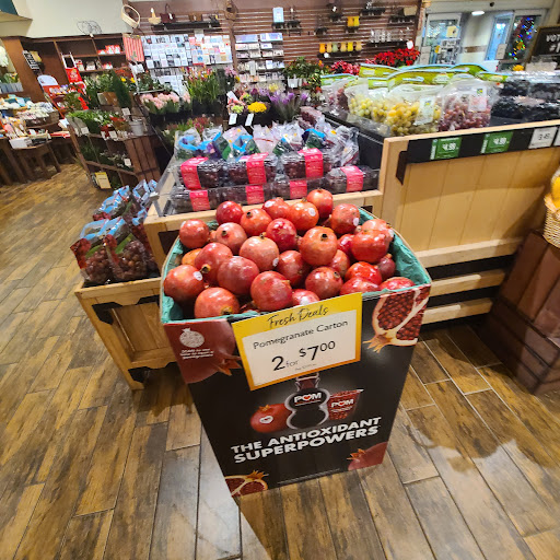 Grocery Store «The Fresh Market», reviews and photos, 1378 Hendersonville Rd H, Asheville, NC 28803, USA