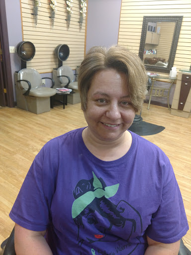 Beauty Salon «Reflections Hair Salon», reviews and photos, 207 W Main St, Genoa, IL 60135, USA