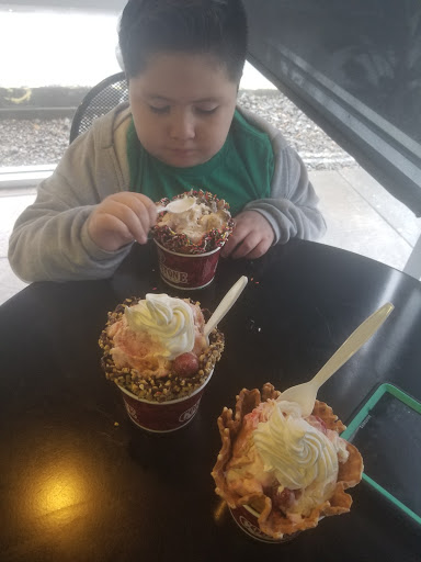 Ice Cream Shop «Cold Stone Creamery», reviews and photos, 2350 NW 9th St, Corvallis, OR 97330, USA