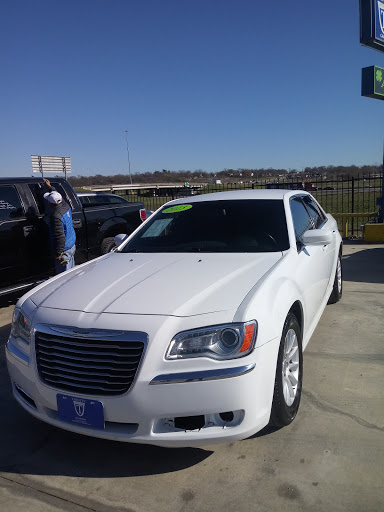 Used Car Dealer «Trinity Auto Sales Group», reviews and photos, 5801 W Jefferson Blvd, Dallas, TX 75211, USA