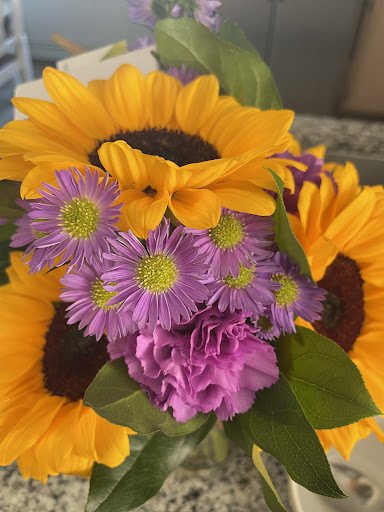 Florist «City Line Florist», reviews and photos, 2978 Nichols Ave, Trumbull, CT 06611, USA