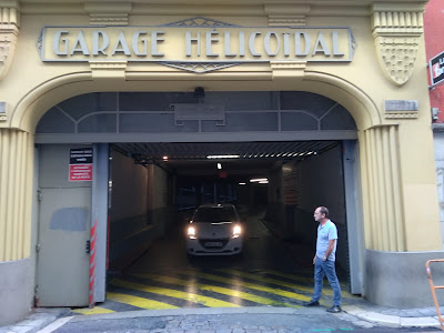 Garage hélicoïdal à Grenoble