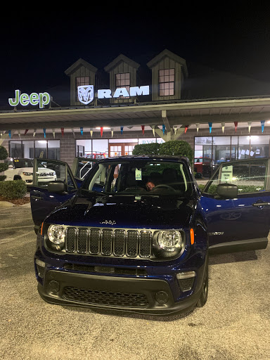 Car Dealer «Crystal Chrysler Dodge Jeep of Homosassa», reviews and photos, 1005 S Suncoast Blvd, Homosassa, FL 34448, USA