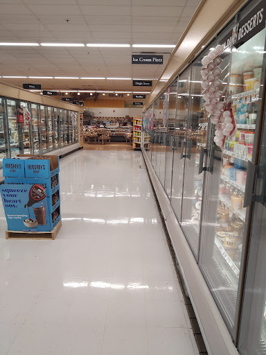 Grocery Store «Giant Food Stores», reviews and photos, 255S S Spring Garden St, Carlisle, PA 17013, USA