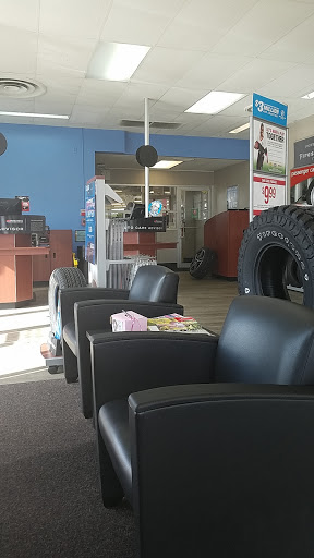 Tire Shop «Firestone Complete Auto Care», reviews and photos, 2823 S Glenstone Ave, Springfield, MO 65804, USA