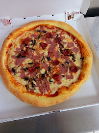 Plats et boissons du Pizzeria Pizza Royale Nini Éleu-dit-Leauwette à Éleu-dit-Leauwette - n°13