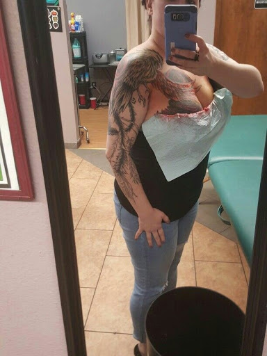 Tattoo Shop «Illuminati Tattoo Parlor», reviews and photos, 10214 SE Mill Plain Blvd Suite B, Vancouver, WA 98664, USA