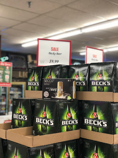 Liquor Store «Cardinal Wine & Spirits», reviews and photos, 1721 W Golf Rd, Mt Prospect, IL 60056, USA