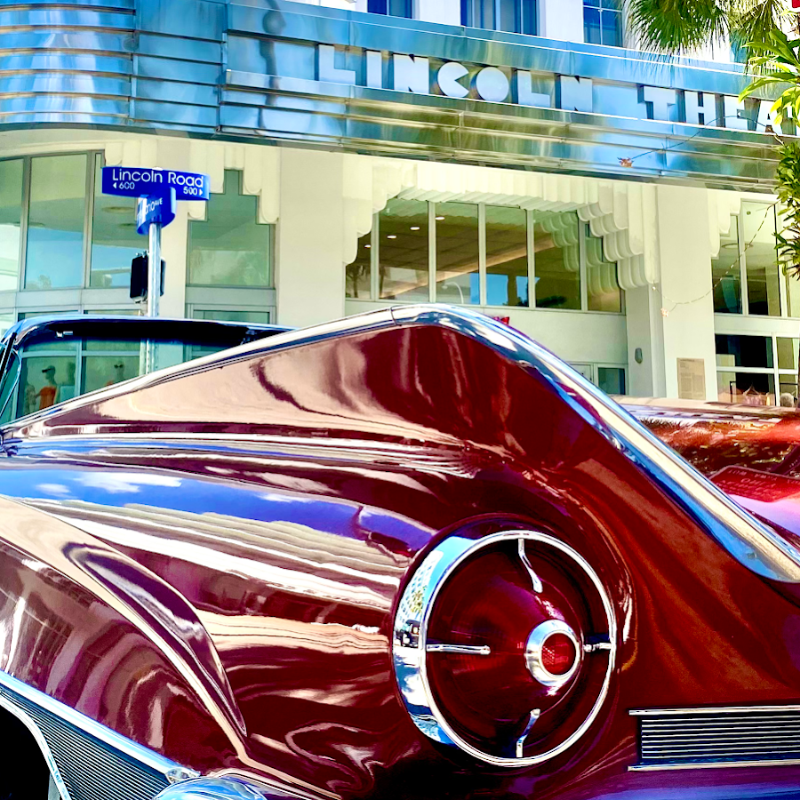American Dream Tour Miami - City Tours in Classic Convertible Car