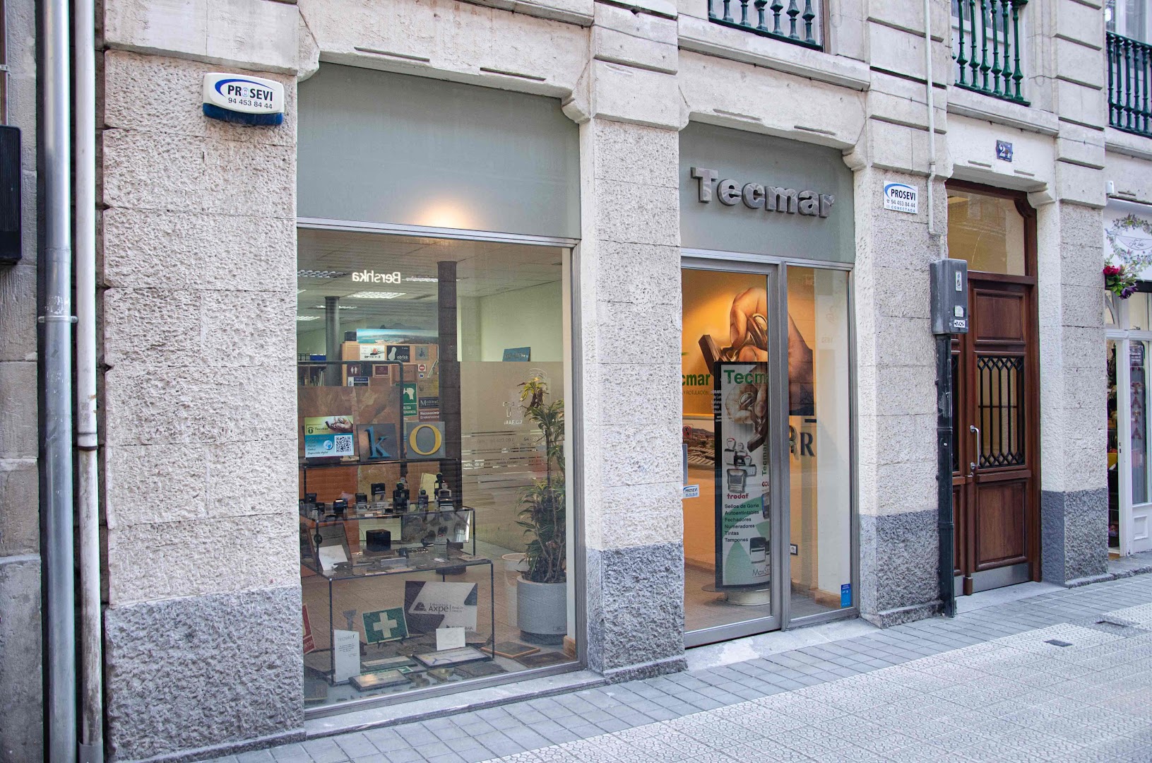 Tecmar - Sellos de Caucho, Placas y Señalética