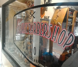 Yudhek Barbershop photo