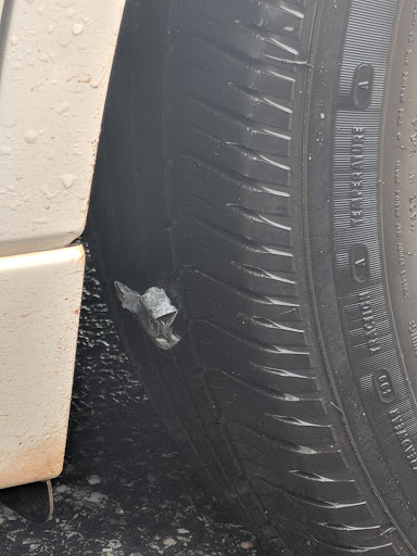 Tire Shop «Discount Tire», reviews and photos, 2900 Mt Williams Dr, Norman, OK 73069, USA