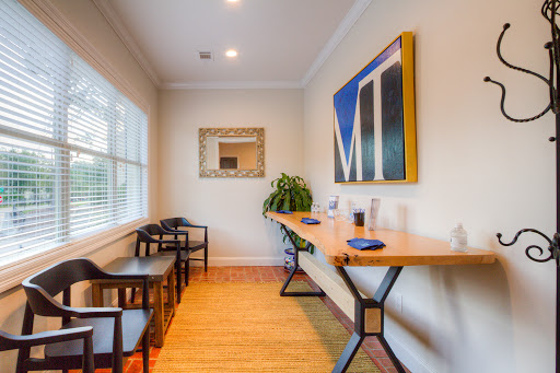 Personal Injury Attorney «Maggio Thompson, LLP», reviews and photos