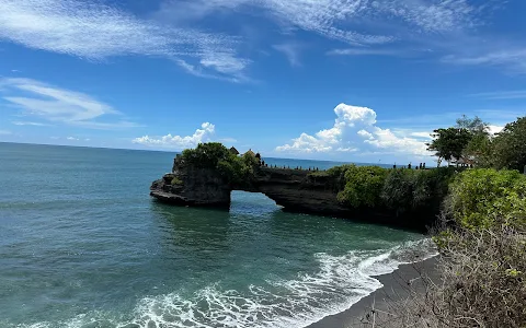 Sunset Beach Tanah Lot image