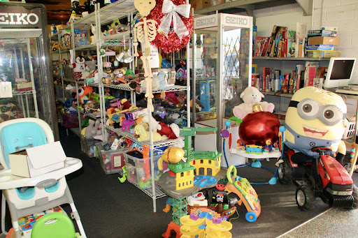 Thrift Store «The Main Place Thrift Store», reviews and photos, 1631 El Camino Real, Tustin, CA 92780, USA