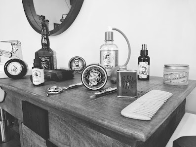 Andrew’s Barber Shop Via Lombardia, 52, 21040 Castronno VA, Italia