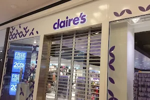 Claire's image