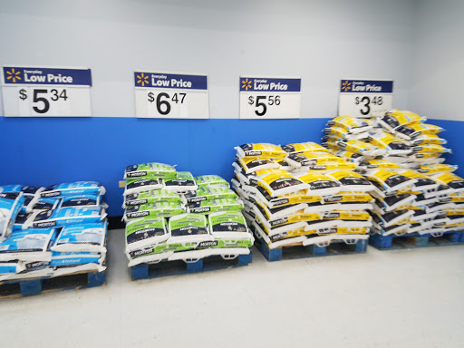 Department Store «Walmart Supercenter», reviews and photos, 150 Smith Rd, St Charles, IL 60174, USA