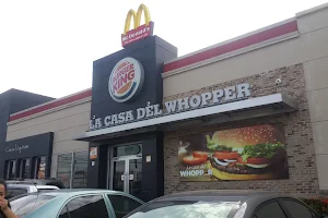 Burger King - Restaurante, Bulevar del Este image
