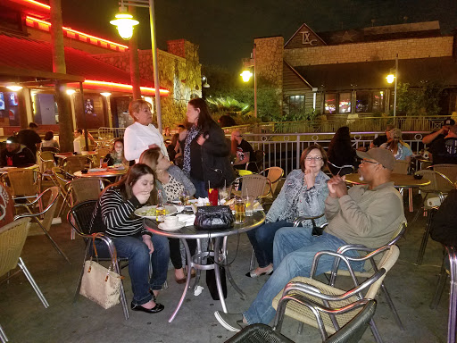 Bar & Grill «The Pub Fountains», reviews and photos, 12720 Southwest Fwy, Stafford, TX 77477, USA