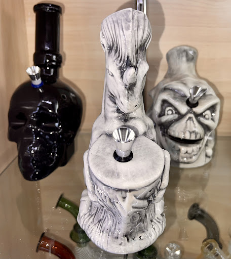 Tobacco Shop «Alta Loma Smoke Shop», reviews and photos, 8722 Base Line Rd, Alta Loma, CA 91701, USA