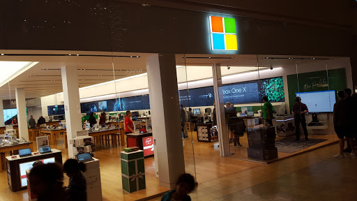 Computer Store «Microsoft Store - Scottsdale Fashion Square», reviews and photos, 7014 E Camelback Rd #1288, Scottsdale, AZ 85251, USA