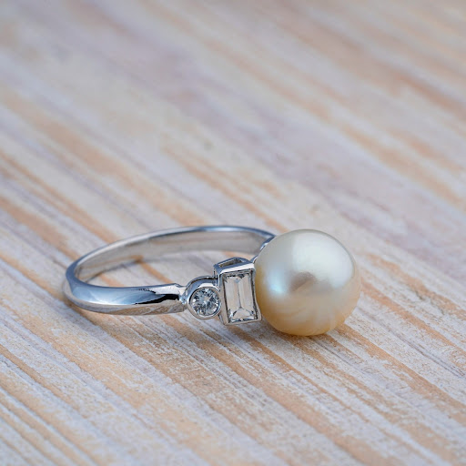 Jewelry Store «Elite Jewelry and Loan», reviews and photos, 805 N Scottsdale Rd, Tempe, AZ 85281, USA