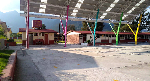 Federal General Francisco J. Mujica High School and College Prep en Tuxpan