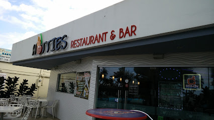 Hotties Restaurant & Bar - 1054 Avenida Isla Verde #1056, Carolina, 00979, Puerto Rico