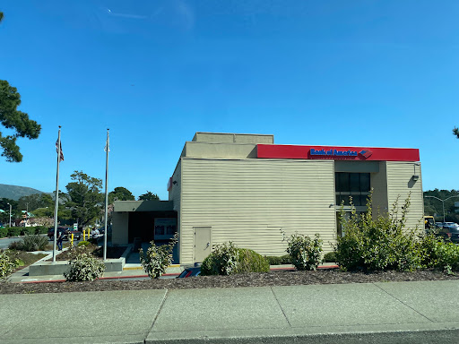 Bank of America (with Drive-thru ATM)