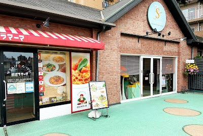 Sabra & Michal Negrinショールーム