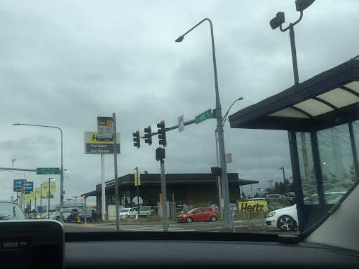 Used Car Dealer «Hertz Car Sales Seattle», reviews and photos, 14500 1st Avenue South, Burien, WA 98168, USA