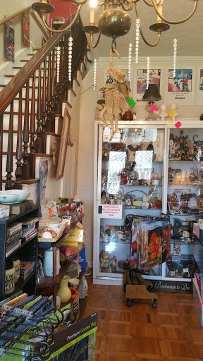 Thrift Store «Buried Treasure Thrift Shop», reviews and photos, 326 W Dixie Ave, Elizabethtown, KY 42701, USA