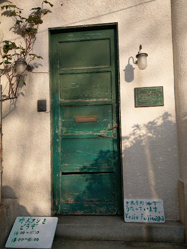 Comentarii opinii despre 藤原義江記念館(旧リンガー邸)