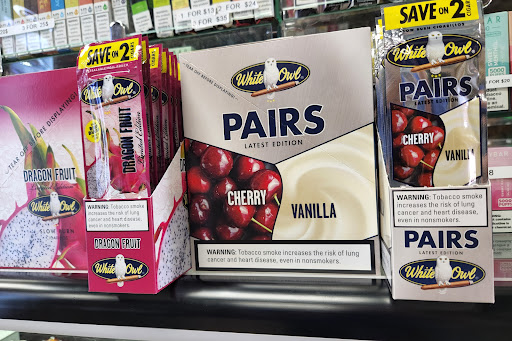 Tobacco Shop «M & I Smoke Shop», reviews and photos, 1239 S Higley Rd #104, Mesa, AZ 85206, USA