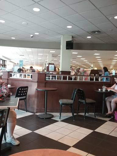 Book Store «Barnes & Noble», reviews and photos, 1819 Reisterstown Rd, Pikesville, MD 21208, USA