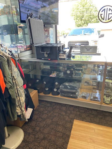 Gun Shop «Mauldin Arms», reviews and photos, 301 Murray Dr, Mauldin, SC 29662, USA