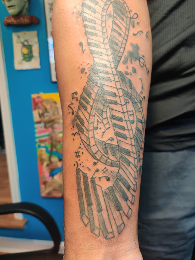 Tattoo Shop «Great Southern Tattoo Co», reviews and photos, 9403 Baltimore Ave, College Park, MD 20740, USA