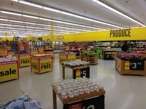 Grocery Store «Harveys Supermarket», reviews and photos, 17932 Main St N Suite 6, Blountstown, FL 32424, USA