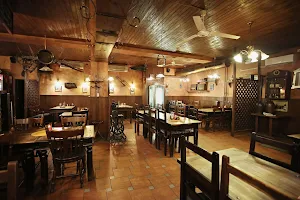 Replay's restaurant image