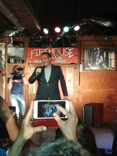 Bar «Firehouse Saloon and Badlands Radio», reviews and photos, 5930 Southwest Fwy, Houston, TX 77057, USA