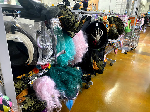 Thrift Store «Goodwill Store», reviews and photos, 23740 El Toro Rd e, Lake Forest, CA 92630, USA